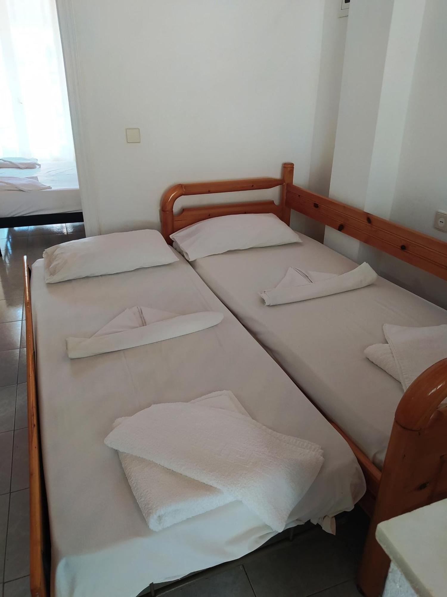 Milos Apartment *