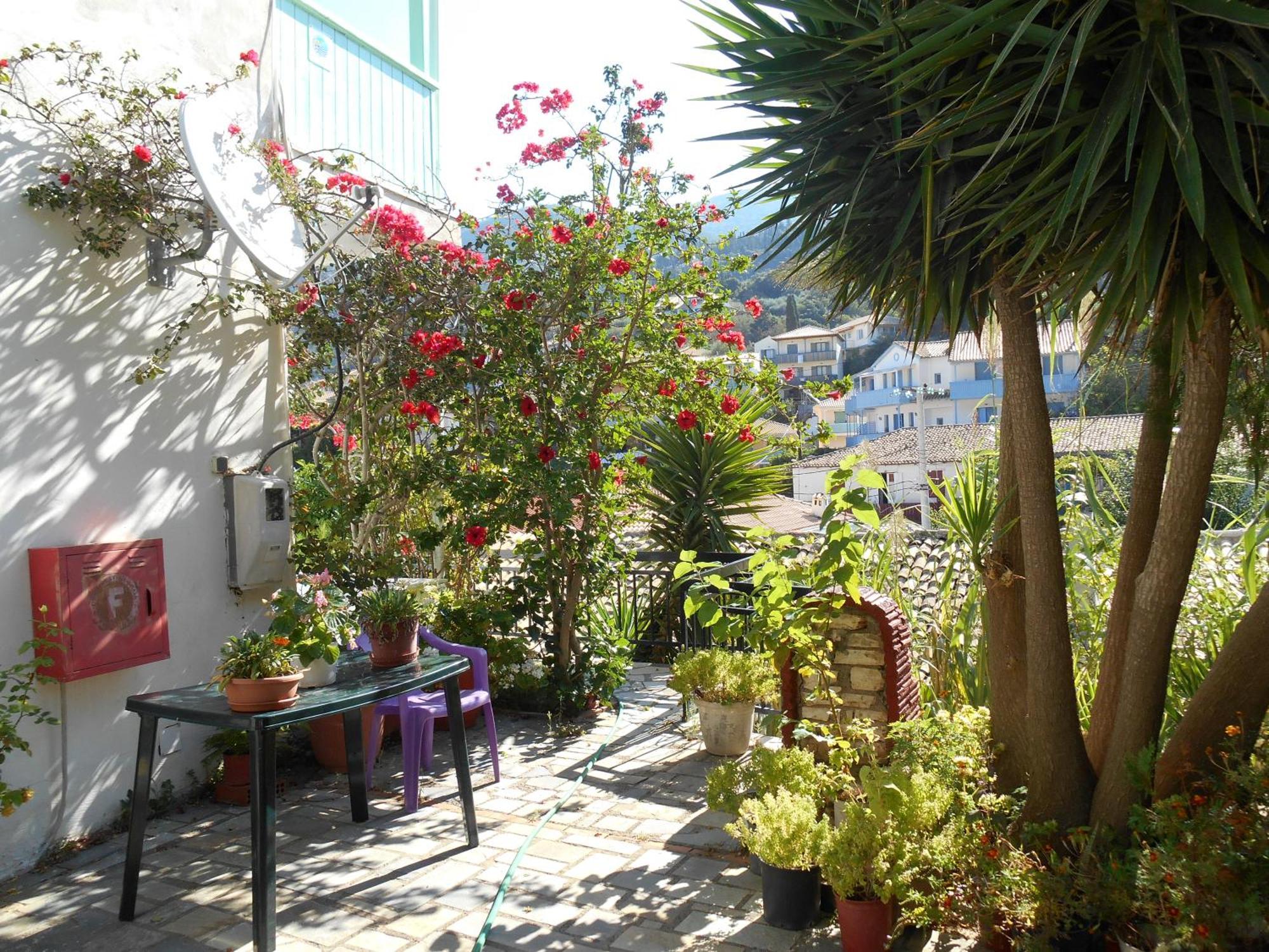 Milos Apartment *