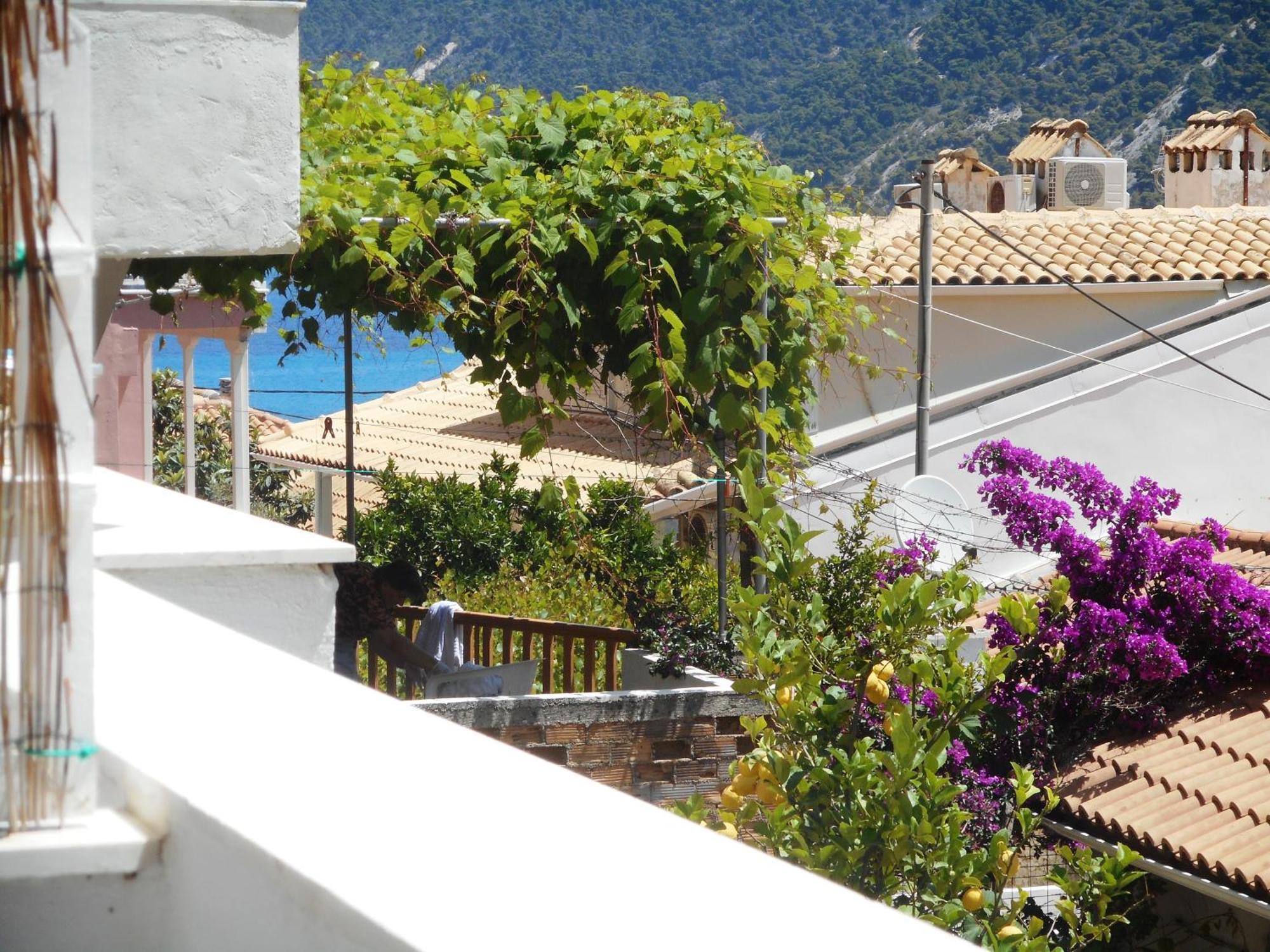 Milos Apartment